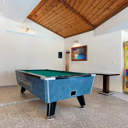 Paradise Zante Standard 4 Apartman Laganász