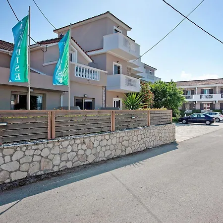 Paradise Standard 4